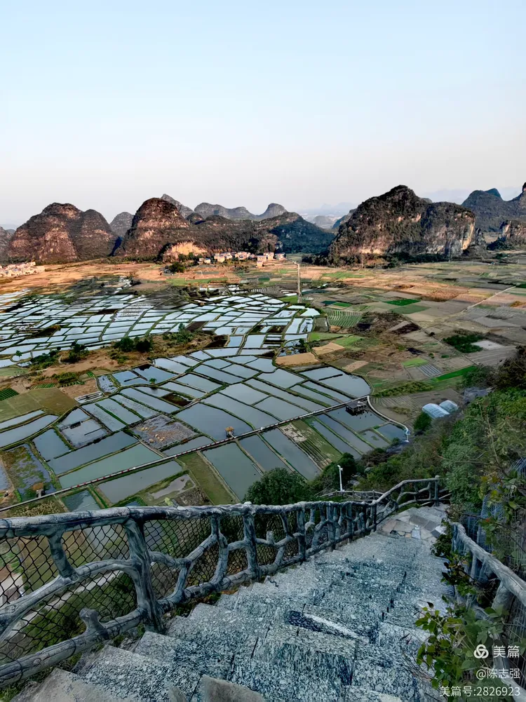 桂林会仙"玻璃田"